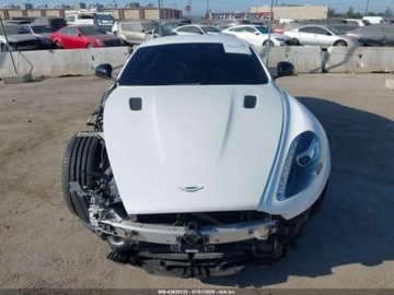 Aston Martin DB9 2015 Aston Martin DB9 Carbon Edition 2015 6.0l 6.0 Benzyna 510KM, zdjęcie 8