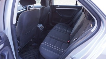 Volkswagen Jetta V 1.4 TSI 122KM 2010 Volkswagen Jetta zarejestrowany, ubezpieczony., zdjęcie 8