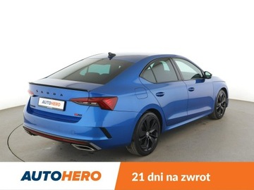 Skoda Octavia IV RS Liftback 2.0 TDI SCR 200KM 2022 Škoda Octavia Skoda Octavia RS 200KM Virtual Navi, zdjęcie 6