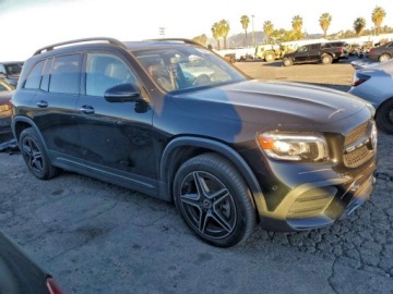 Mercedes GLB 2023 Mercedes-Benz GLB 250 2023 2.0 Benzyna 221KM, zdjęcie 4