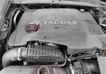 Jaguar XF I Sedan 3.0D V6 210KM 2010 Jaguar XF 2010r, 3.0 Diesel. AUTOMAT. Lekko uszkodzony prawy przod. 3.0, zdjęcie 20
