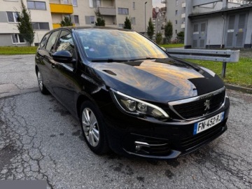 Peugeot 308 II SW Facelifting 1.2 PureTech 110KM 2018 Peugeot 308 1.2 PureTech 110 Stop &amp; Start Active 2018r, zdjęcie 33