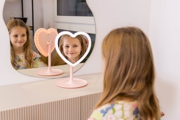 InnoGIO GIOperfect Pink Heart LED косметическое зеркало