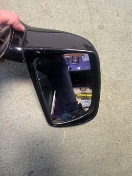 HYUNDAI TRAJET ZRCÁTKO PRAVÉ ČERNÉ 2 PIN EU