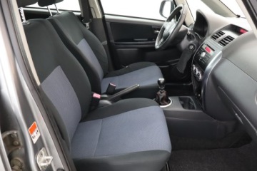 Fiat Sedici 1.9 Multijet 120KM 2007 Fiat Sedici 1.9 MultiJet, Salon Polska, 4X4, zdjęcie 8