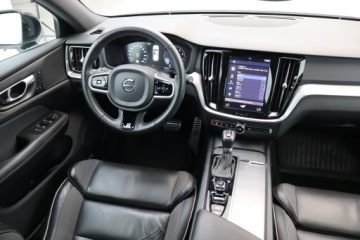 Volvo V60 II  Kombi 2.0 T4 190KM 2020 Volvo V60 T4 2.0, Salon Polska, Serwis ASO, zdjęcie 6
