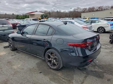 Alfa Romeo Giulia II Sedan Facelifting 2.0 Turbo 280KM 2023 Alfa Romeo Giulia Ti 2023 2.0l 2.0 Benzyna 280KM, zdjęcie 10