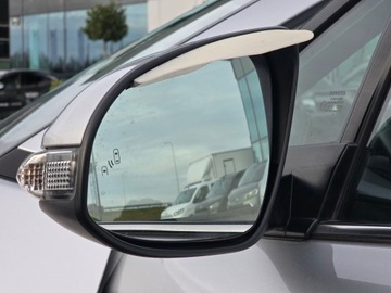 Toyota C-HR I Crossover Facelifting 2.0 Hybrid Dynamic Force 184KM 2023 Toyota C-HR 2.0 Hybrid Style Toyota C-HR 2.0 HSD,, zdjęcie 21