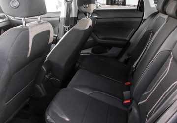 Volkswagen Taigo 2024 Volkswagen Taigo 1.0 TSI 116KM DSG Style Fotele Podgrzewane Kamera Cofania, zdjęcie 10