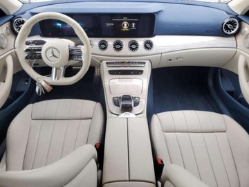 Mercedes Klasa E W214 2023 Mercedes-Benz Klasa E 2023, 3.0L, porysowany lakier 3.0 Benzyna 362KM, zdjęcie 6