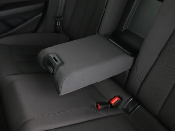 Audi A4 B9 Avant 2.0 TDI 150KM 2016 Audi A4 Allroad klima auto xenon/LED navi sport, zdjęcie 33