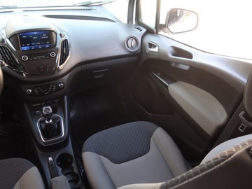 Ford Tourneo Courier I Mikrovan Facelifting 1.5 Duratorq TDCi 100KM 2020 Ford Tourneo Courier 1.5 TDCI, Salon Polska, zdjęcie 7