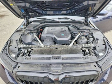 BMW Seria 5 G90-91 2024 BMW Seria 5 530Xi 2024 2.0 Benzyna 255KM, zdjęcie 6