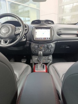 Jeep Renegade 2020 Jeep Renegade Jeep Renegade TRAILHAWK 1.3 180KM 4x4 Salon Pl 1.3 180KM, zdjęcie 15