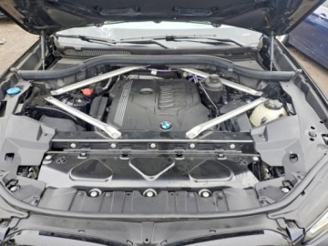 BMW X6 G06 2023 BMW X6 XDrive40I 2023 3.0 Benzyna 335KM, zdjęcie 6
