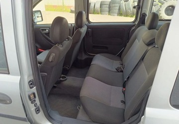 Opel Combo C Van 1.3 CDTI ecoFLEX 75KM 2010 Opel Combo Opel Combo 1.2 Diesel 75KM, zdjęcie 14