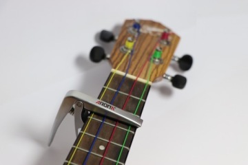 Capodaster for Ukulele - нет заметок