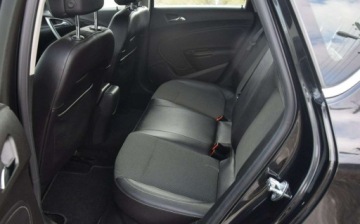 Opel Astra J GTC 1.4 Turbo ECOTEC 120KM 2013 Opel Astra 1.4 TB Navi 142 TYS KM PDC Sprowadzony Oplacony 1.4 Benzyna, zdjęcie 14