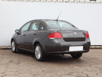 Fiat Linea Sedan 1.3 16v Multijet 90KM 2007 Fiat Linea 1.3 MultiJet, Salon Polska, Serwis ASO, zdjęcie 3
