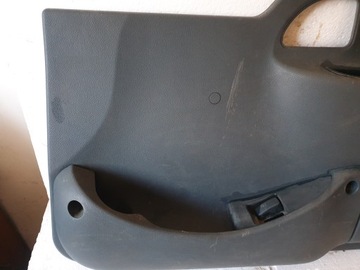 СТОРОНА ДВЕРИ ПЕРЕДНЯЯ СПРАВА, RENAULT KANGOO I