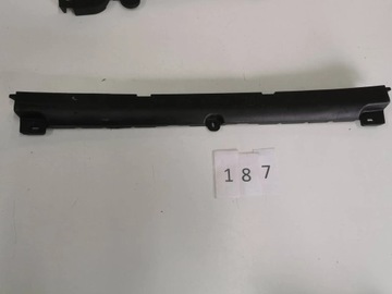 Пенопласт, изолятор решетки радиатора AUDI E-Tron 187.