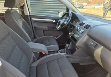 Volkswagen Touran II 1.6 TDI 105KM 2011 Volkswagen Touran Sprowadzony Ubezpieczony Zarejestrowany 1.6 Diesel, zdjęcie 16