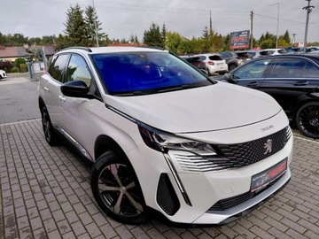 Peugeot 3008 II Crossover Facelifting  1.2 PureTech 130KM 2023 Peugeot 3008 Full LED Navi Kamera Klimatronik Asystent pasa 1.2 Benzyna, zdjęcie 2