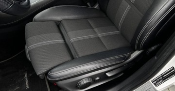 Mercedes GLA I Off-Roader Facelifting 1.6 200 156KM 2018 Mercedes-Benz GLA Salon PL AMG 7G-DCT Ambiente Czujniki Kamera Keyless LED, zdjęcie 12