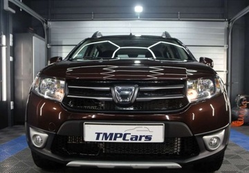 Dacia Sandero II Stepway TCe  90KM 2016 Dacia Sandero 0.9 Benzyna_ 90KM_Klimatyzacja_Nawigacja_ Benzyna 90KM, zdjęcie 2