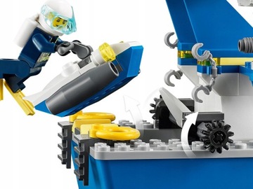 LEGO CITY BLOCKS (60277) ПОЛИЦЕЙСКИЙ ПАТРУЛЬНЫЙ КОРАБЛЬ