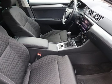 Skoda Superb III Kombi Facelifting 1.5 TSI 150KM 2020 Skoda Superb 1.5 TSI, Salon Polska, 1. Właściciel, zdjęcie 8