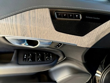 Volvo XC90 II SUV Plug-In 2.0 T8  455KM 2023 Volvo XC 90 RECHARGE panorama FUL LED 7-os SKÓRA, zdjęcie 16