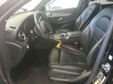 Mercedes GLC C253 2019 Mercedes-Benz GLC 2019 MERCEDES-BENZ GLC COUPE 300 4MATIC 2.0 Benzyna 255KM, zdjęcie 7