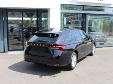 Skoda Octavia IV Kombi 2.0 TDI 150KM 2025 SKODA Octavia Edition 130 Essence 2.0 TDI DSG 150KM 2025, zdjęcie 4