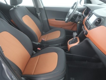 Hyundai i10 II Hatchback Facelifting 1.0 Kappa 66KM 2018 Hyundai i10 1.0, Automat, Navi, Klima, Parktronic, zdjęcie 8