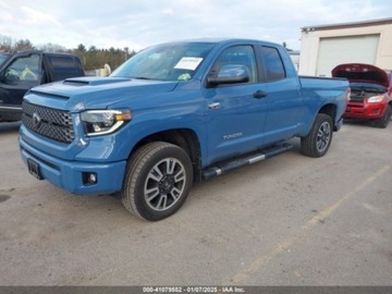 Toyota Tundra II 2020 Toyota Tundra 2020r., SR5, od ubezpieczalni 5.7 Benzyna 381KM, zdjęcie 2