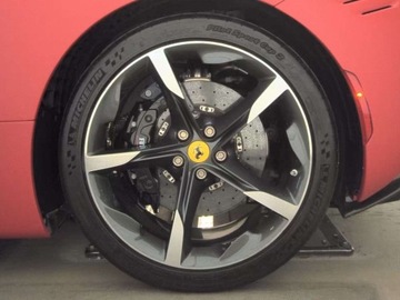 Ferrari 2022 Ferrari SF90 Stradale 2022 4.0 Benzyna 986KM, zdjęcie 9