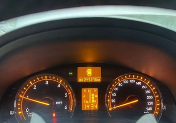 Toyota Avensis II Kombi 2.0 D-4D 126KM 2009 Toyota Avensis 2.0D4D 126KM 2009r. Salon Polska 2.0 Diesel 126KM, zdjęcie 11