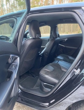 Volvo V40 II Hatchback Facelifting 2.0 D2 120KM 2019 Volvo V40 D2 Geartronic RDesign, zdjęcie 3