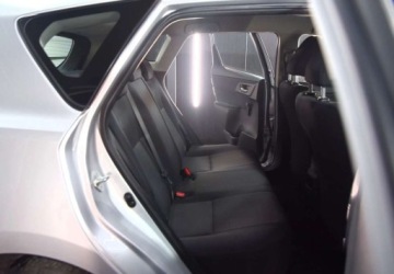 Toyota Auris II Hatchback 5d Facelifting 1.6 Valvematic 132KM 2017 Toyota Auris Polski salon 1.6 benzyna 132 KM Klimatyzacja Hatchback 1.6, zdjęcie 7