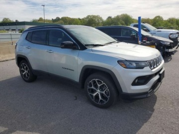 Jeep Compass II 2024 Jeep Compass Limited 2024 2.0l 2.0 Benzyna 200KM, zdjęcie 4