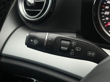 Mercedes Klasa E W213 2019 Mercedes E 220 Automat Bogate wyposażenie 2019, zdjęcie 24