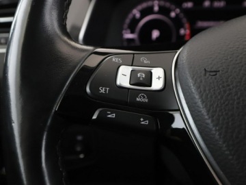 Volkswagen Tiguan Allspace SUV 2.0 TDI 240KM 2018 Volkswagen Tiguan Allspace full led virtual dsg, zdjęcie 37