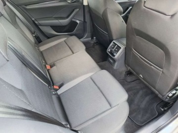 Skoda Octavia IV Kombi 2.0 TDI 150KM 2023 Skoda Octavia serwis ASO 2.0TDI 150KM bezwypadkow pakiety SmartLink led na, zdjęcie 13