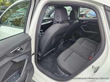 Audi A3 8Y Limousine 1.0 30 TFSI 110KM 2022 Audi A3 Limousine kamera cofania, aktywny tempomat, gwarancja do 2027 110KM, zdjęcie 5