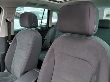 Volkswagen Tiguan II SUV 2.0 TDI 150KM 2018 Volkswagen Tiguan R-Line Kamera El.Klapa Kamera Navi Sensor Elektryka PDC, zdjęcie 14