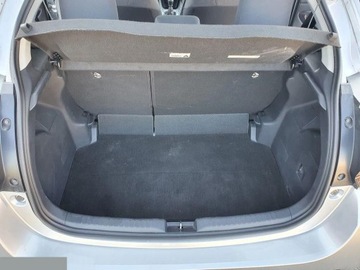 Toyota Yaris IV Hatchback 1.5 Dynamic Force 125KM 2022 Toyota Yaris 1.5 benzyna 125 KM 2022r wersja Comfort, zdjęcie 19