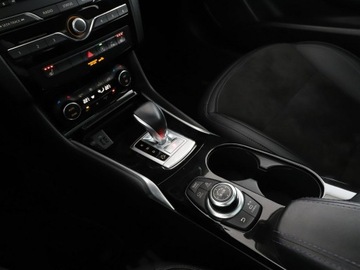 Infiniti Q30 1.6T 156KM 2019 Infiniti Q30 Luxe automat panorama kamera360 navi, zdjęcie 28