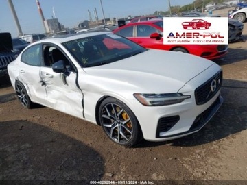 Volvo 2022 Volvo S60 Recharge Plug-in hybrid t8 2.0 Hybryda Plug-in 312KM