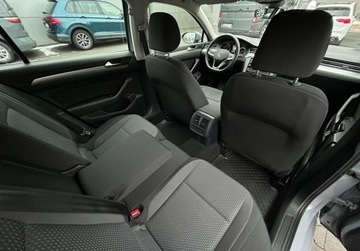 Volkswagen Passat B8 Variant Facelifting 1.5 TSI EVO 150KM 2021 Volkswagen Passat Essence Pakiety, Tempomat, Czujniki parkowania, Asysten, zdjęcie 8